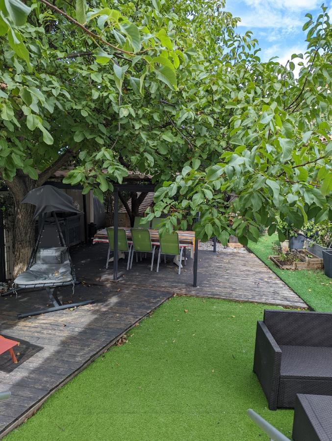 Guesthouse La Costiere - Logements Independants - Espace Piscine Jacuzzi Люнель Экстерьер фото